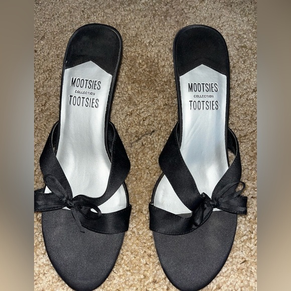 Black heels size 9 - Picture 1 of 5